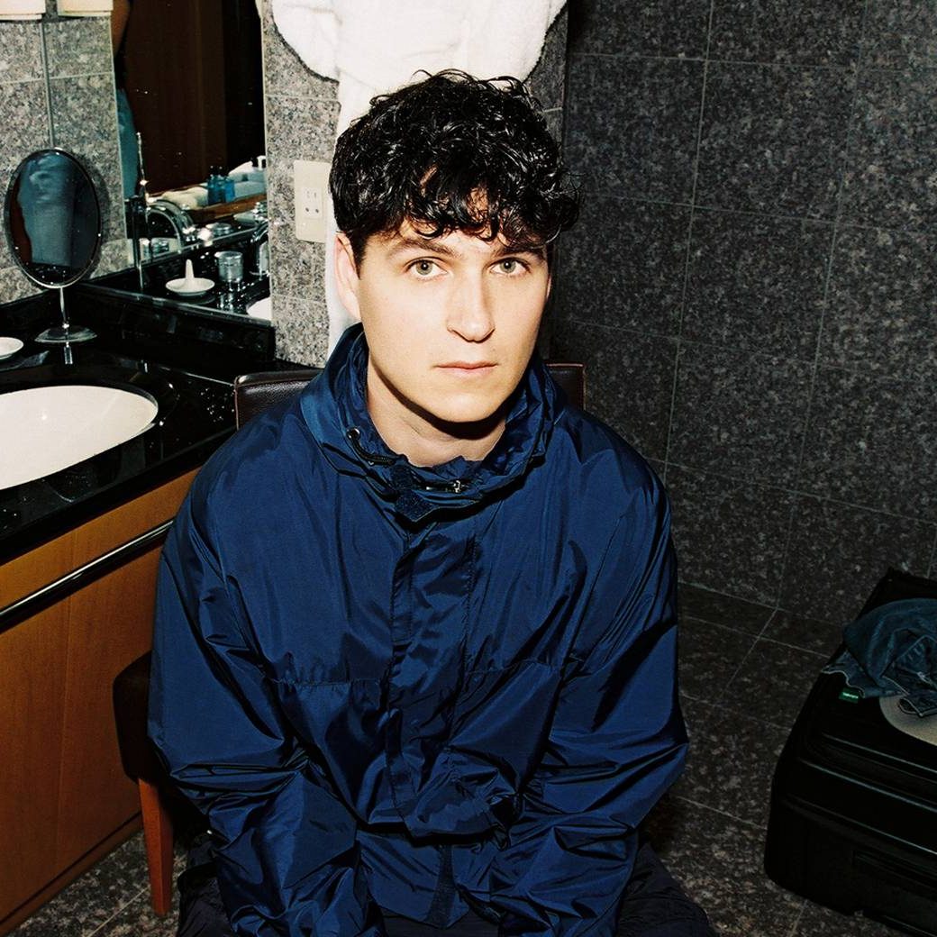 Vampire Weekend release two new tracks