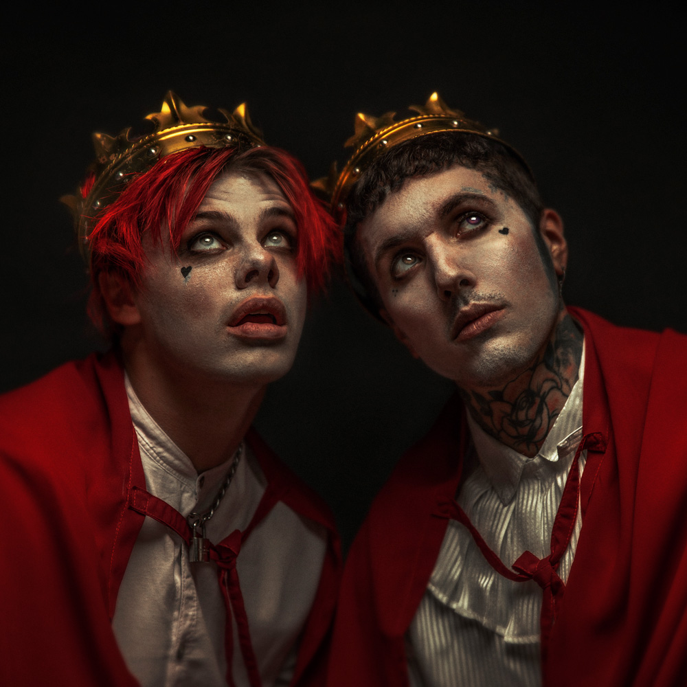 YUNGBLUD and Oliver Sykes